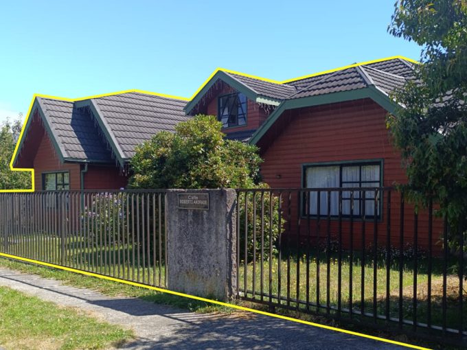 🏡 CASA EN VILLA CLUB AÉREO CASTRO - 250M² CONSTRUIDOS - 750M² TERRENO - 5 DORMITORIOS - 11.500 UF