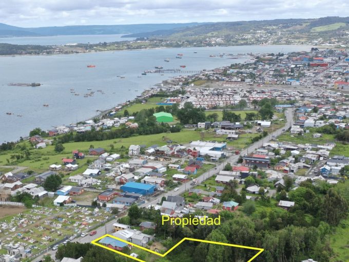 Increíble Casa Comercial Quellón: Terreno de 2.036 m² Cerca de Zona Industrial
