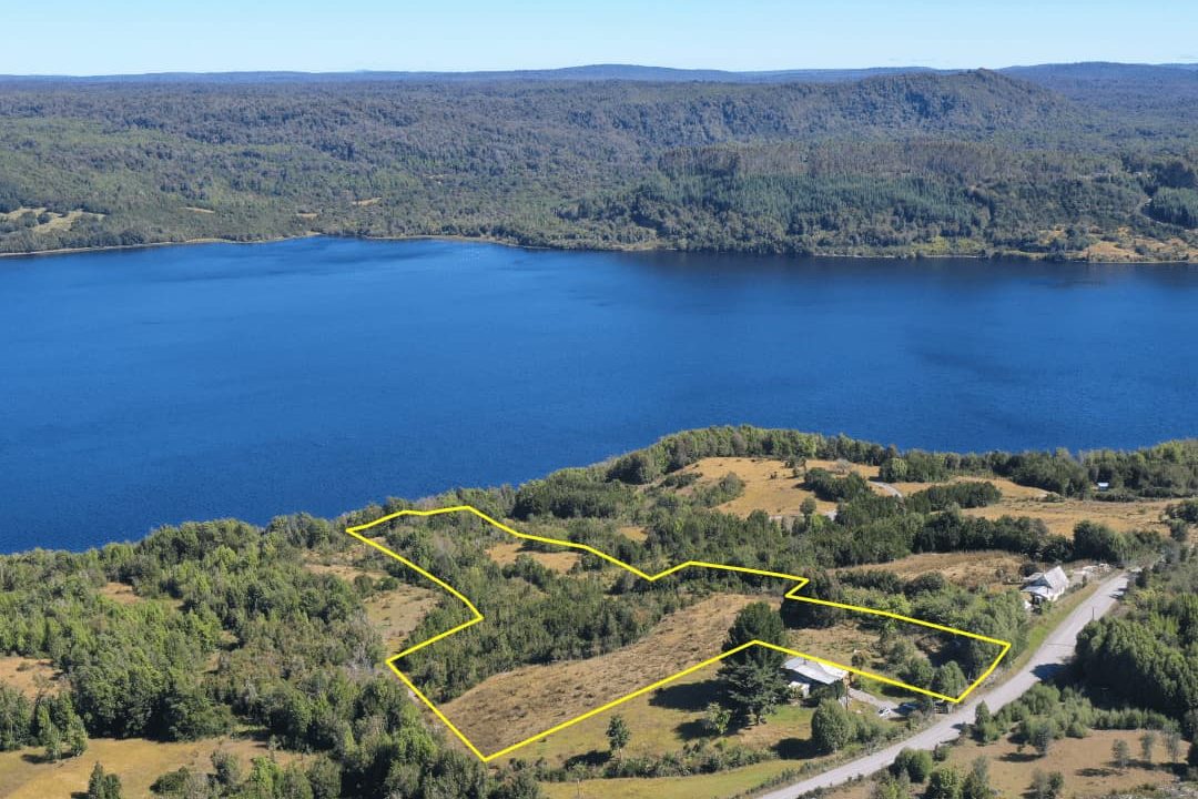 ¡Increíble Oportunidad! Propiedad de 2.52 Hectáreas Frente al Lago Natri en Chonchi 🌿🏞️