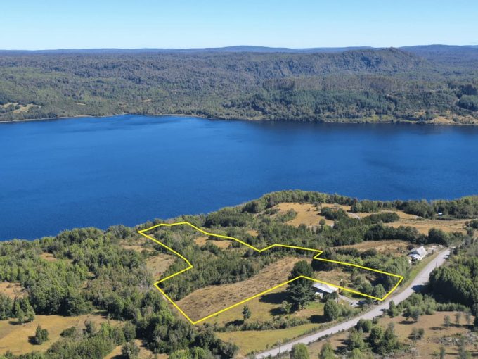 ¡Increíble Oportunidad! Propiedad de 2.52 Hectáreas Frente al Lago Natri en Chonchi 🌿🏞️