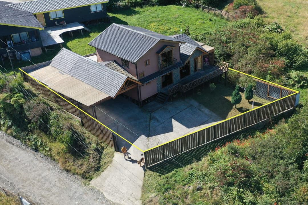 🌊🏡 ¡PROPIEDAD ÚNICA EN QUELLÓN! CASA DE 170M² CON VISTAS AL MAR - $250.000.000 🏡🌊
