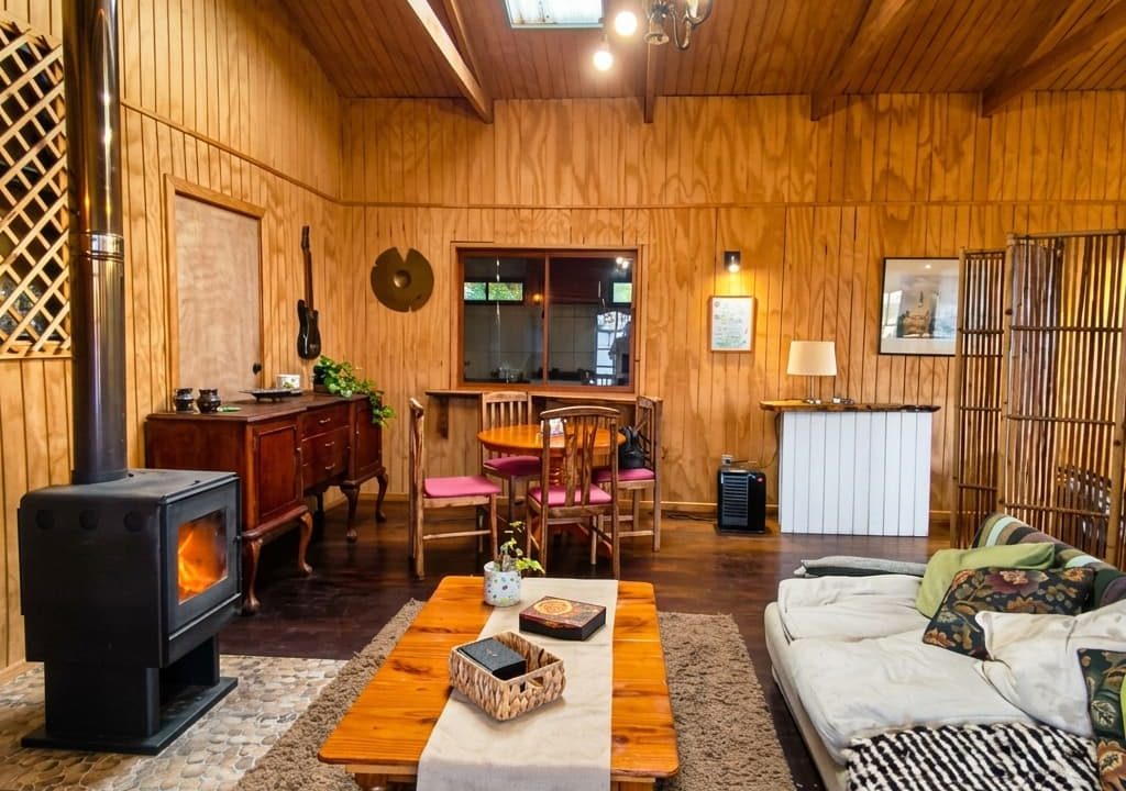 Professional_real_estate_interior_photography_enha-1781614868408