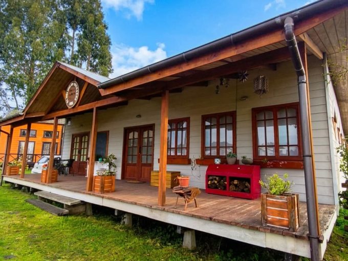 Oportunidad Única: Propiedad en Venta en Astillero Dalcahue Chiloé con 2 Construcciones