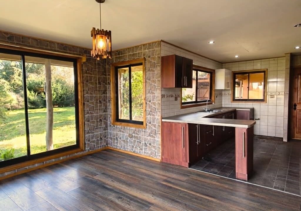 Professional_real_estate_interior_photography_of_a-1787680134107