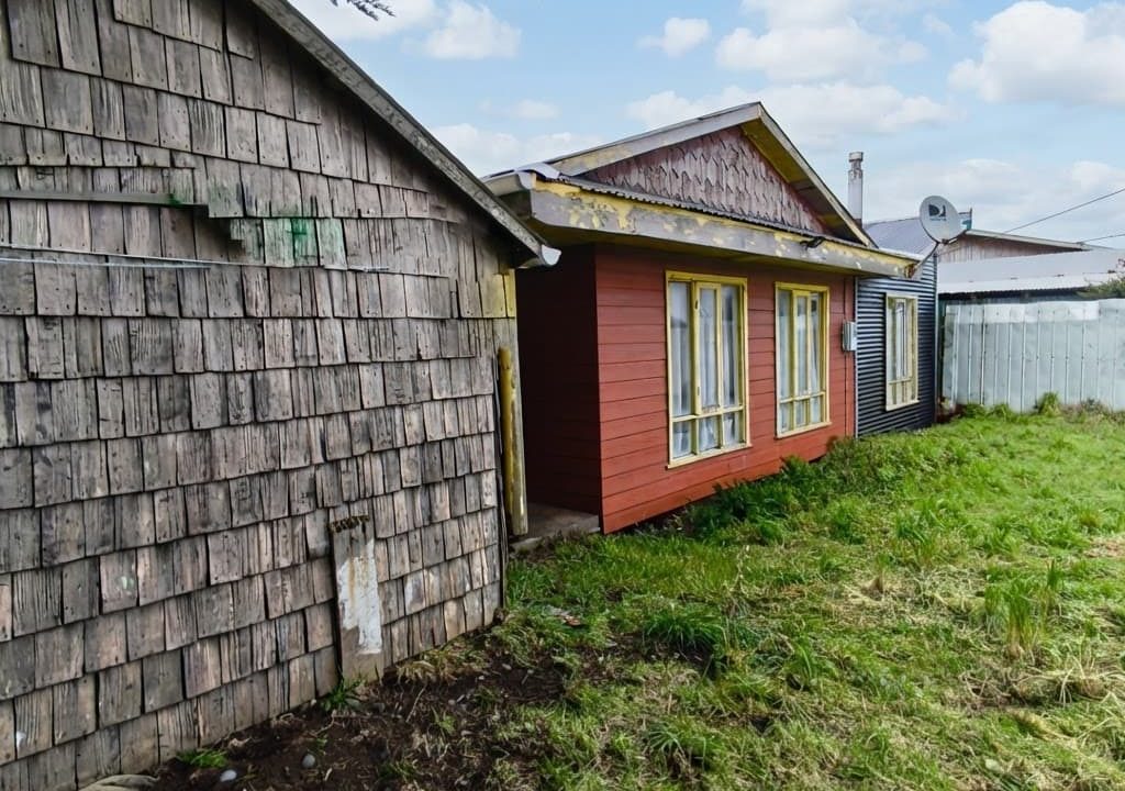 Professional_real_estate_photography_showing_house-1787669277887