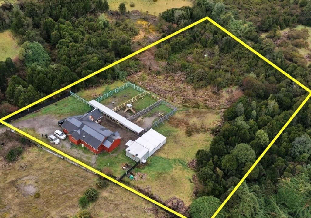 Professional_real-estate_aerial_photography_8K_ul-1788966214335