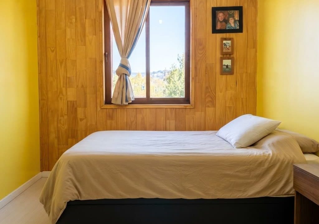 Professional_real_estate_interior_photography_of_a-1788544236722