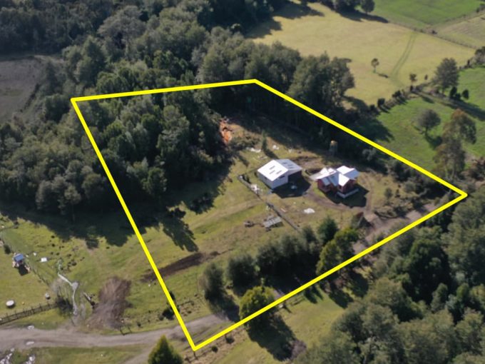 Casa en Venta en Quelquel Rilán Castro Chiloé – Oportunidad Única de 50 m² en 0,5 Ha con Bosque Nativo